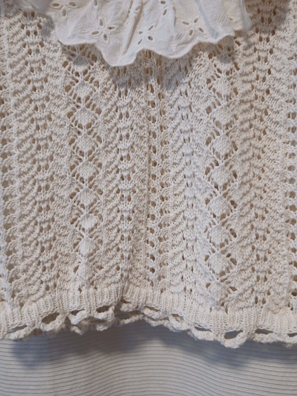 Zara Cream Eyelet Ruffle Top - Picture 3 of 6
